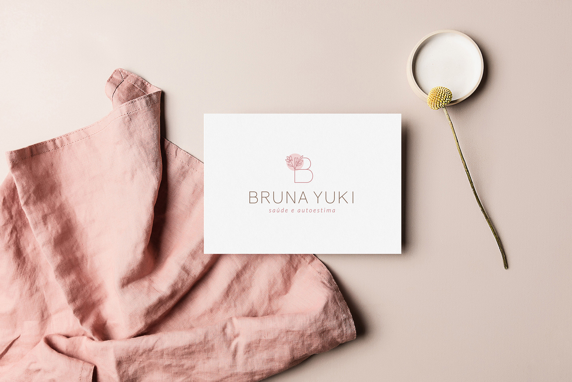 Identidade Visual exclusiva para Bruna Yuki - Design by Adrielly Sato