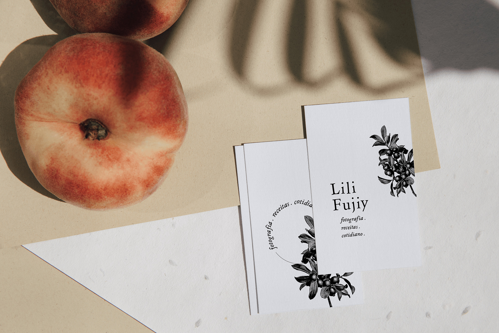 Identidade Visual exclusiva para Lili Fujiy - Design by Adrielly Sato